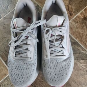 Women's Brooks Adrenaline 24 Gray and Pink Athletic Shoes